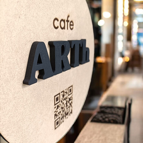 立体文字QRコードスタンド製作します 看板　おしゃれ　開店祝い　店舗用品 QRコードスタンド製作します】立体文字 看板 おしゃれ