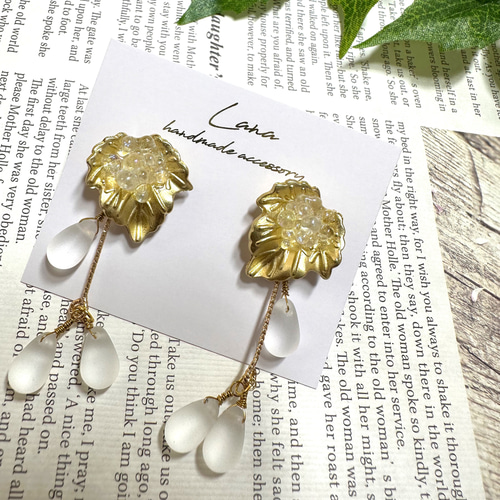 雨粒 水滴風 ピアス アンティーク 雨粒ピアス ピアス（スタッド・一粒） ♡Lana♡ 通販 16289857