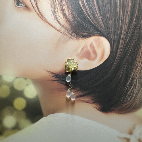 雨粒 水滴風 ピアス アンティーク 雨粒ピアス ピアス（スタッド・一粒） ♡Lana♡ 通販 16289857