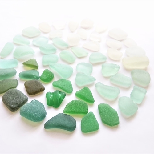 シーグラス✨緑～白100g その他素材 海さんぽ人 通販