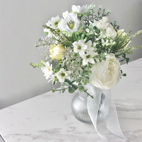 ☆ナチュラルグリーンの造花ブーケ 楽天市場】歩くと揺れて印象的！ グリーンデンファレのバレリーナ