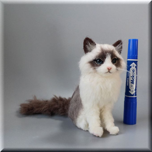 羊毛フェルト 猫 ラグドール 手のひらサイズ ねこ ネコ 猫フィギュア