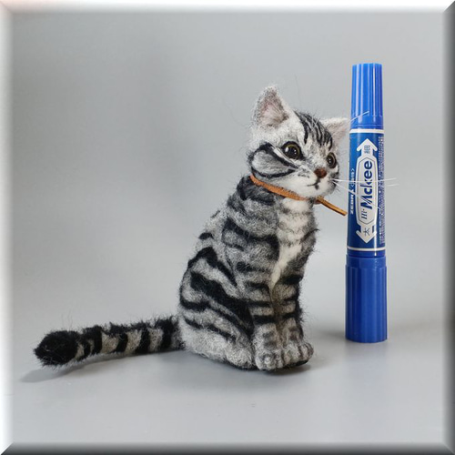 羊毛フェルト 猫 アメリカンショートヘア 手のひらサイズ ねこ ネコ