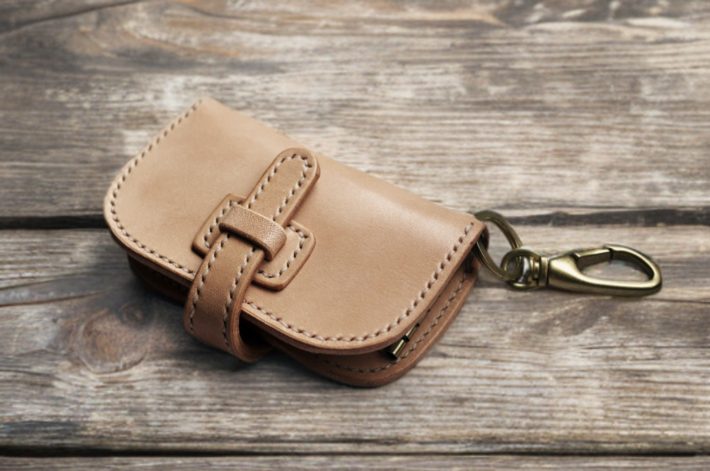 【受注製作】本革サドルレザーの二つ折カードキーケース