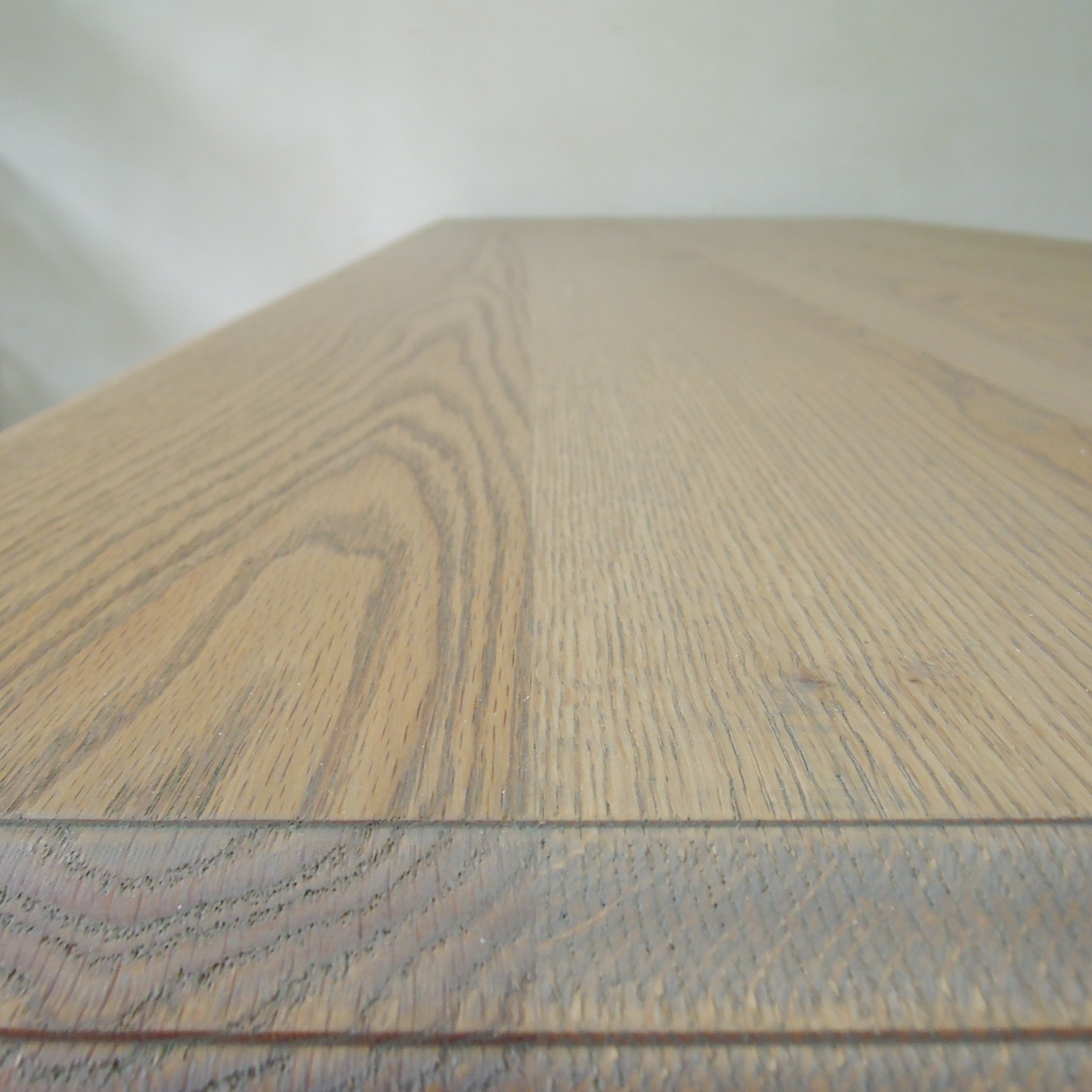 おしゃれなダイニングテーブルcountry 輸入住宅向けターンドレッグテーブル アンティーク調ろくろ足 レッドオーク