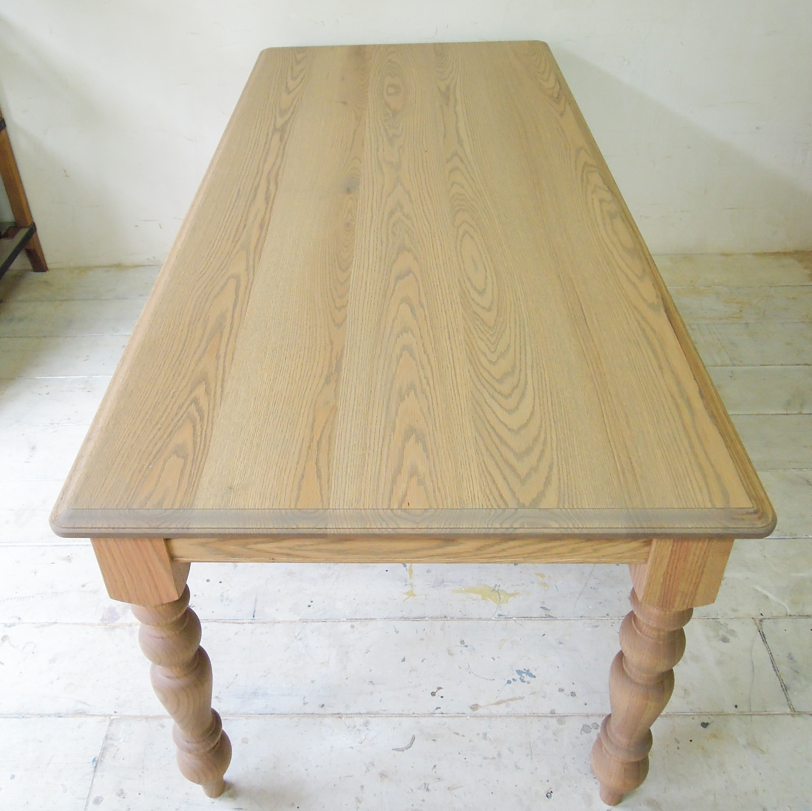 おしゃれなダイニングテーブルcountry 輸入住宅向けターンドレッグテーブル アンティーク調ろくろ足 レッドオーク おしゃれなダイニングテーブルcountry 輸入住宅向けターンドレッグテーブル アンティーク調ろくろ足 レッドオーク