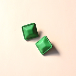 Calf Airas~square~【レザーピアス/イヤリング】〝Green〟 1枚目の画像