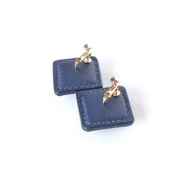 Calf Airas~square~【レザーピアス/イヤリング】〝Navy〟 11枚目の画像