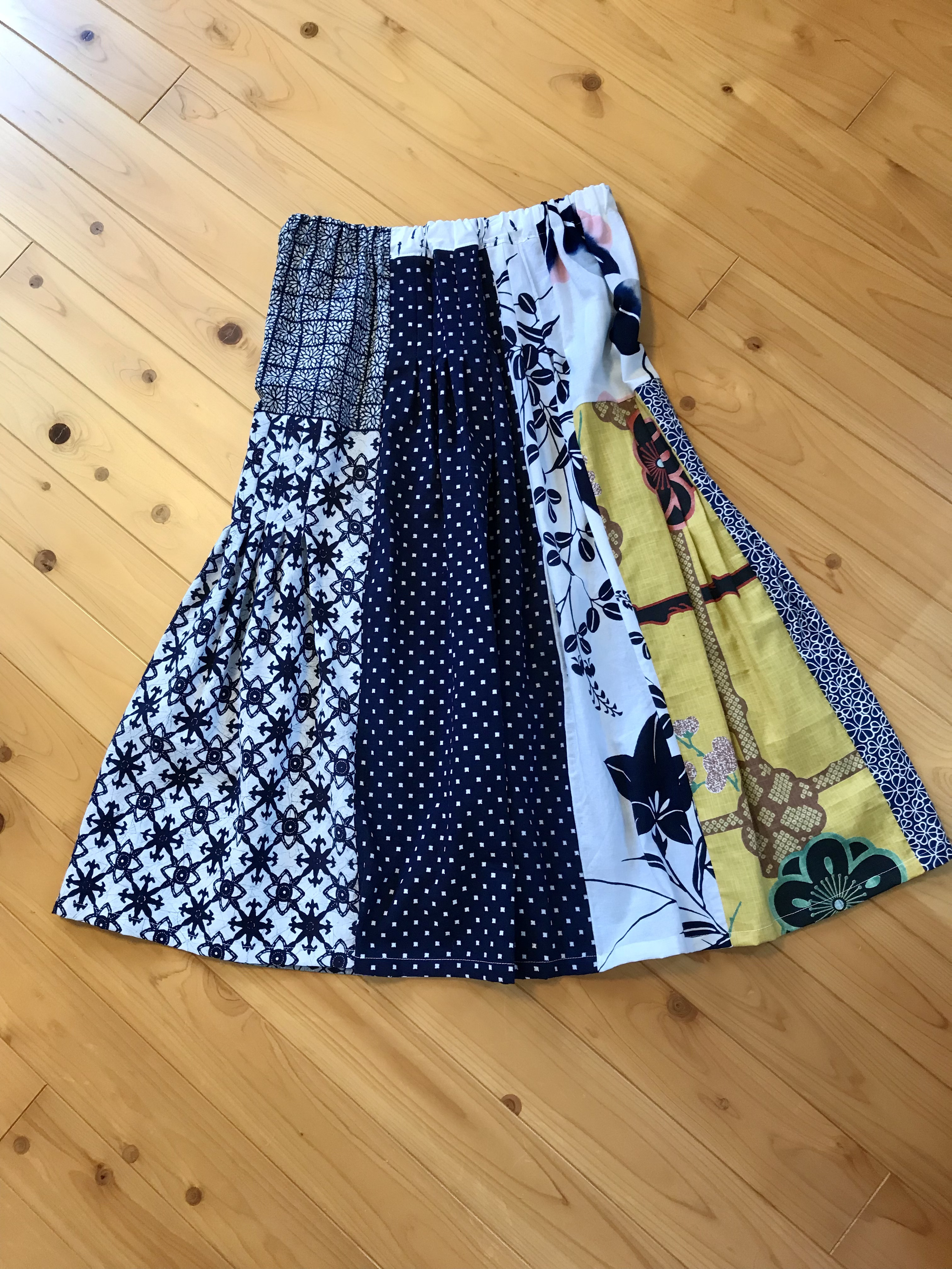 浴衣ツギハギスカート雪ん子　タックギャザー入り　MＬフリー　着物リメイク