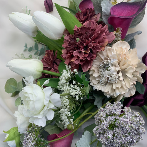 チューリップ♡カラー♡白と紫のウェディングブーケ＆ブートニア