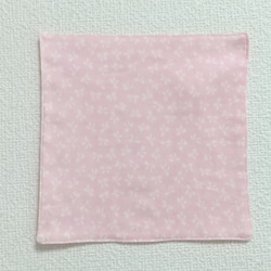 リボン（ピンク）ダブルガーゼハンカチ 2枚目の画像