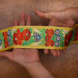 チェコ 民族衣装の刺繍リボン 幅6.9cm 50cm売り イエロー 4枚目の画像