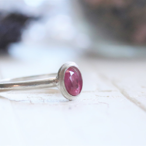 天然ピンクサファイア0.785カラットのシルバーリング 一点物 指輪