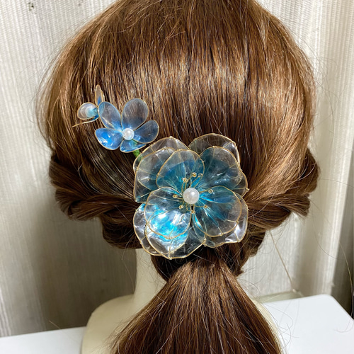 【豪華】ディップアート　簪　キラキラ　髪飾り　成人式　卒業式 青　黒　牡丹 豪華】ディップアート 簪 キラキラ 髪飾り 成人式 卒業式 赤 黒 牡丹