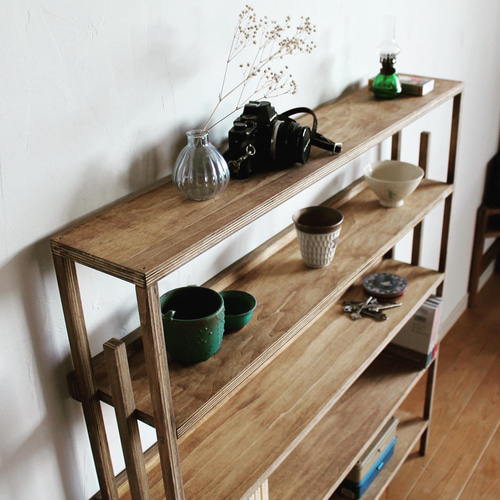 コミックが250冊以上入る木の本棚 本棚・絵本棚・マガジンラック