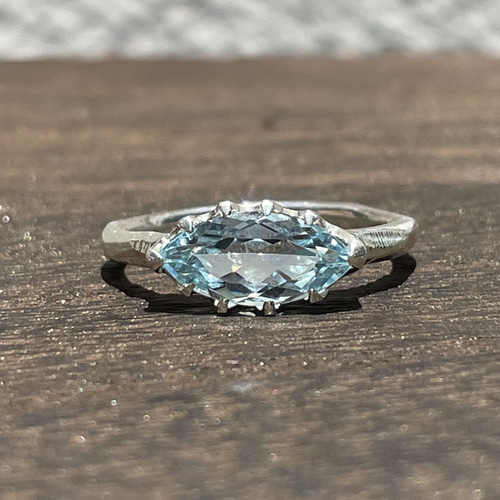 アクアマリン マーキスカット 1.7ct 爪留め シルバーSV925リング アクアマリン マーキスカット 1.7ct 爪留め シルバーSV925リング
