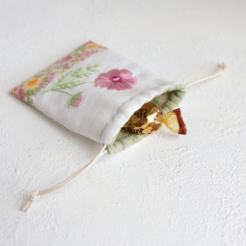 2410-14 小さな香り袋 豆サシェ 2個組 花刺繍入 SOLD→ご