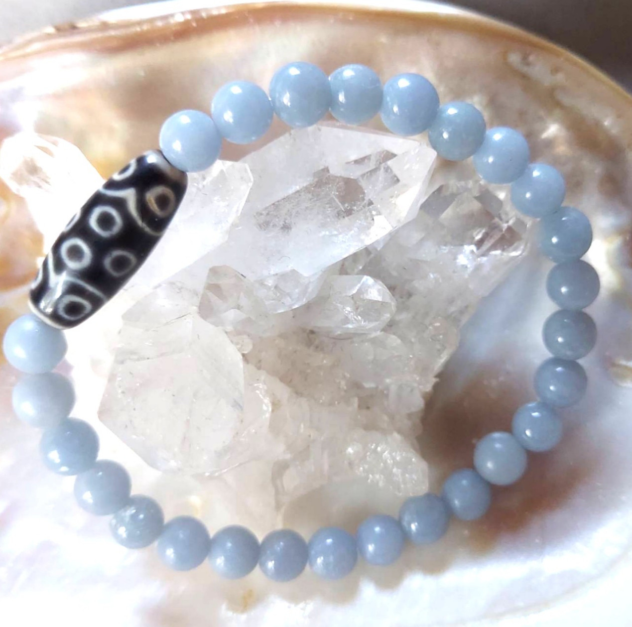 珍しい小さな天珠さん❤十五眼天珠さんのブレスレット