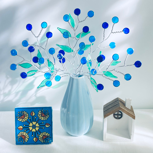 ブルーのかすみ草のワイヤーレジンフラワー サマーブルー 北欧風