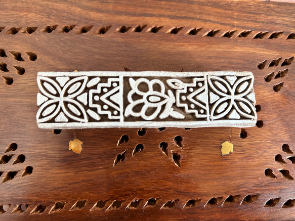インド 木版 ハンド ブロック スタンプ プリント フラワー長2 1枚目の画像