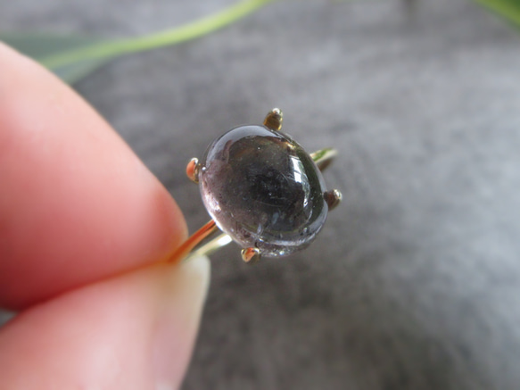 [十月生日石] 10 x 8 毫米紫色「電氣石」橢圓形凸圓形戒指 第8張的照片