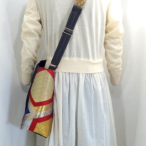 Lサイズ☆袈裟BAG【帯リメイク】亀甲柄×シワ黒合皮 #帯×合皮 Lサイズ☆袈裟BAG【帯リメイク】亀甲柄×シワ黒合皮 #帯×合皮
