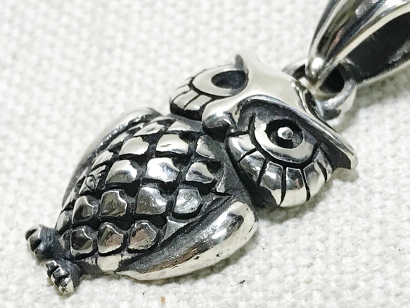 フクロウ ペンダントトップ 梟 ネックレス シルバーアクセサリー owl ハンドメイド アクセサリー 新品未使用 3枚目の画像