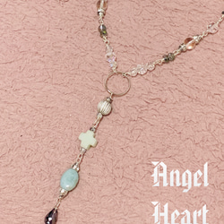 Angel　Heart～　天然石　水晶とアマゾナイト、フローライトと キラキラビーズのネックレス　 1枚目の画像