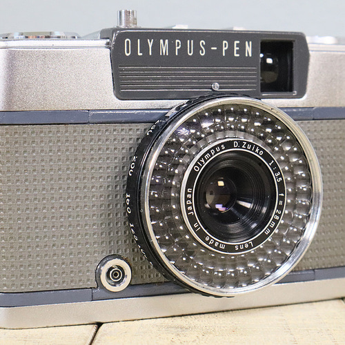 【完動品】◉希少フィルター付OLYMPUS PEN Sフィルムカメラ動作確認済み 完動品】◉希少フィルター付OLYMPUS PEN Sフィルムカメラ動作
