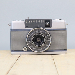 完動品】【3ヶ月保証】オールドフィルムカメラ OLYMPUS PEN EE-2