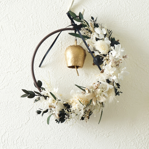 カウベル付きドアリース アイアンリング ホワイト リース