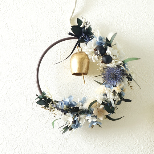 カウベル付きドアリース アイアンリング ブルー リース atelier