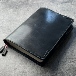 手縫】ほぼ日手帳カズンA5用ブラック黒本革手帳カバー(角花飾 手縫】ほぼ日手帳カズンA5用ブラック黒本革手帳カバー(角花飾