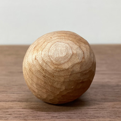 キノコの置物 木彫り 2体セット 台付き（素材：チェリー/メープル）（No.S2009） 16枚目の画像