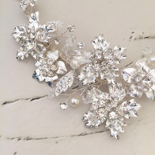 bijou ヘッドカチューシャ ヘッドドレス ヘッドアクセサリーウェディングアクセサリー 結婚式