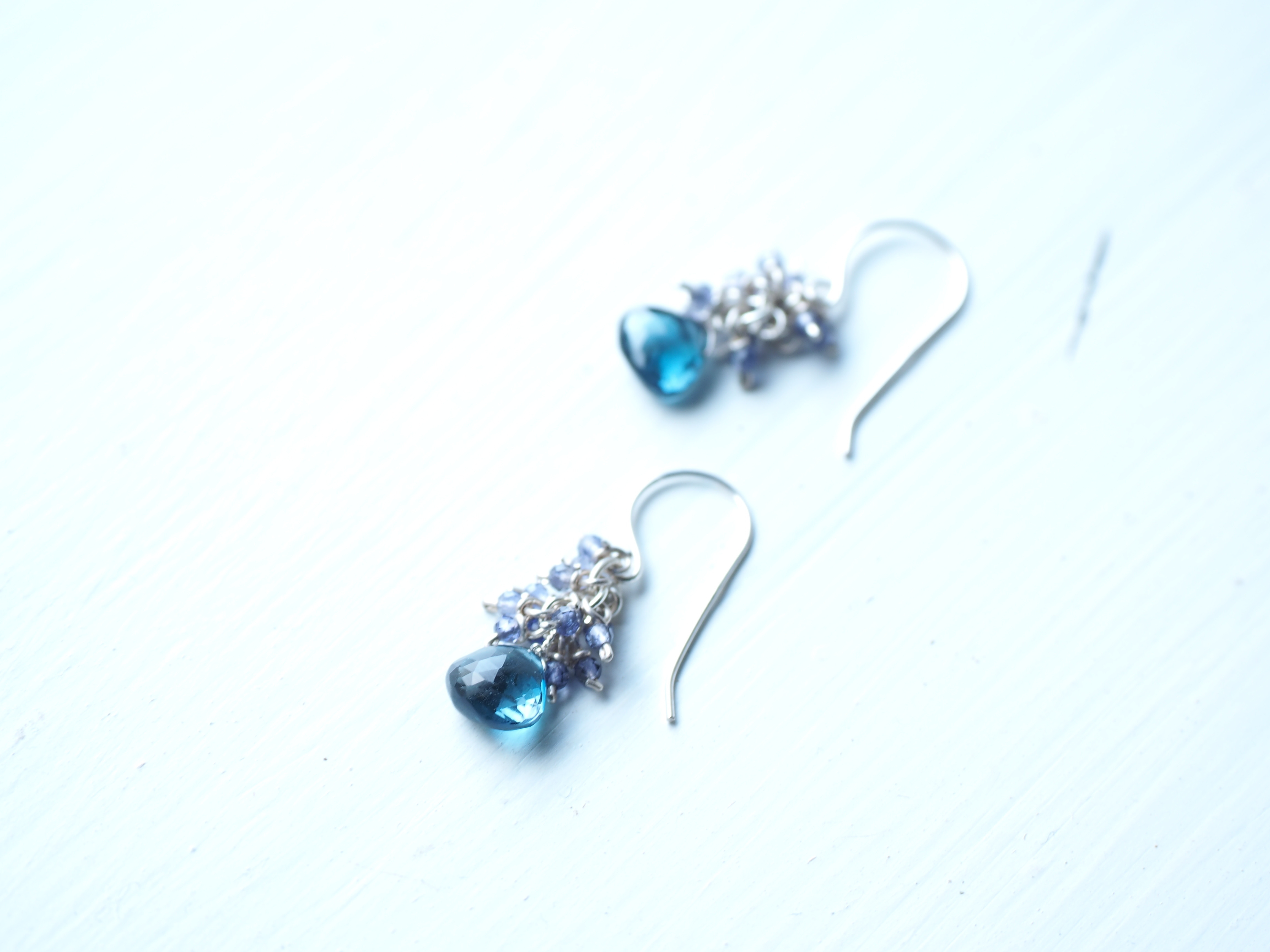 -London blue topaz・Iolite- silver pierce 8,778円