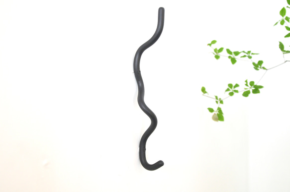 ウェーブハンガー　シングル　（フック・ハンガー・タオル掛け・カバン掛け・タオルハンガー ・ハンガーラック） 7枚目の画像