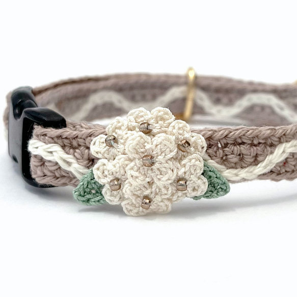 アナベル　猫さんにやさしい首輪【かぎ針編み　猫の首輪　猫　首輪　セーフティバックル　アジャスター　軽い　やわらかい】 9枚目の画像