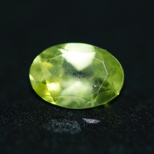 天然ペリドットルース1.295ct