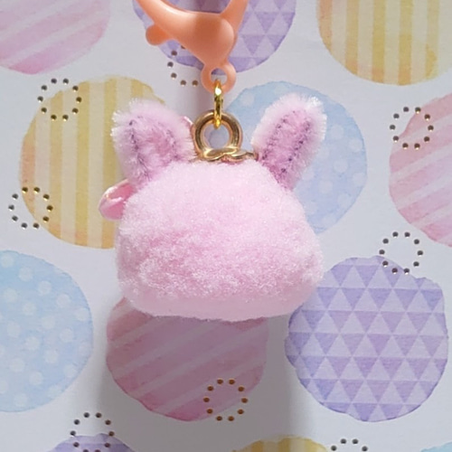 ポンポンプラカンマスコット♪コロコロ•×•うさちゃんフェイス