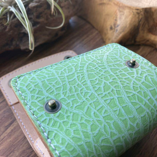 メロン】本革 財布 ハンドメイド 手縫い 三つ折り財布 522レザー