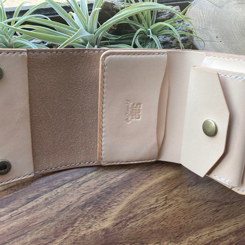 メロン】本革 財布 ハンドメイド 手縫い 三つ折り財布 522レザー