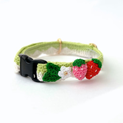 いちご　猫さんにやさしい首輪【かぎ針編み　猫の首輪　猫　首輪　セーフティバックル　アジャスター　軽い　やわらかい】 19枚目の画像