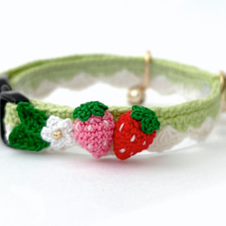 いちご　猫さんにやさしい首輪【かぎ針編み　猫の首輪　猫　首輪　セーフティバックル　アジャスター　軽い　やわらかい】 18枚目の画像