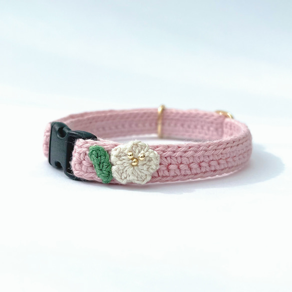 小さなお花　猫さんにやさしい首輪【かぎ針編み　猫の首輪　猫　首輪　セーフティバックル　アジャスター　軽い　やわらかい】 12枚目の画像