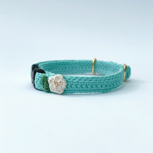 小さなお花　猫さんにやさしい首輪【かぎ針編み　猫の首輪　猫　首輪　セーフティバックル　アジャスター　軽い　やわらかい】 18枚目の画像
