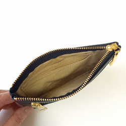 お財布にもなる本革ポーチ(ブラック)ミニ財布としてもポーチとしても使えるマルチケース◆モチーフ無しのシンプルタイプ 10枚目の画像