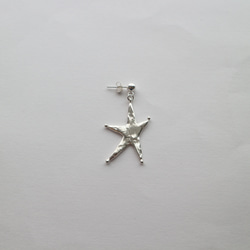 [Silver925] 夜空中舞動的星星耳環&lt;一隻耳朵&gt; 第2張的照片