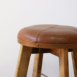 送料無料本革で仕立てたアンティークな風合いのスツール　椅子　木製 2枚目の画像