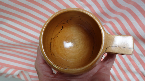 滲みのある栃の古木で作った一木彫りコーヒーカップ 11枚目の画像
